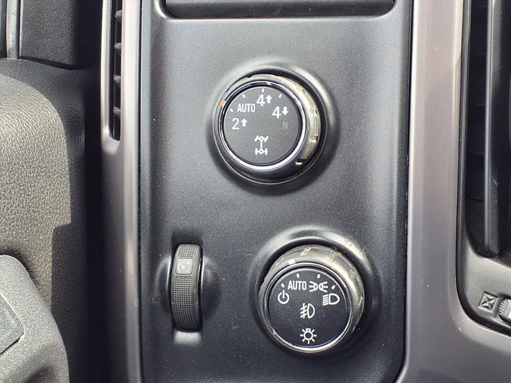 Thumbnail: 2015 GMC Sierra 1500 - 28