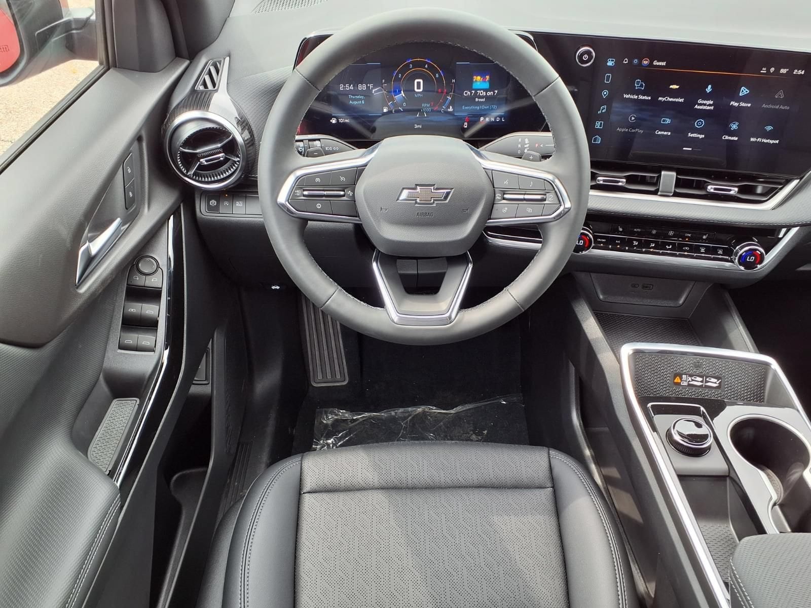 2027 Chevrolet Equinox LT - Photo 10