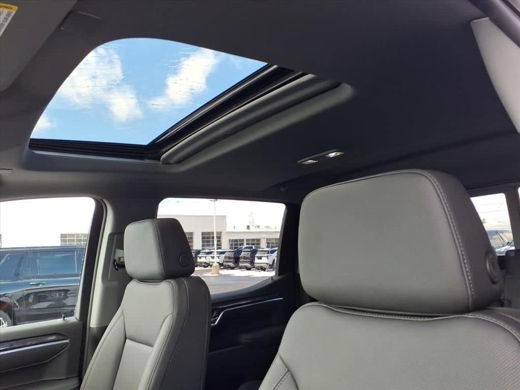 Thumbnail: 2026 Chevrolet Silverado 1500 - 15