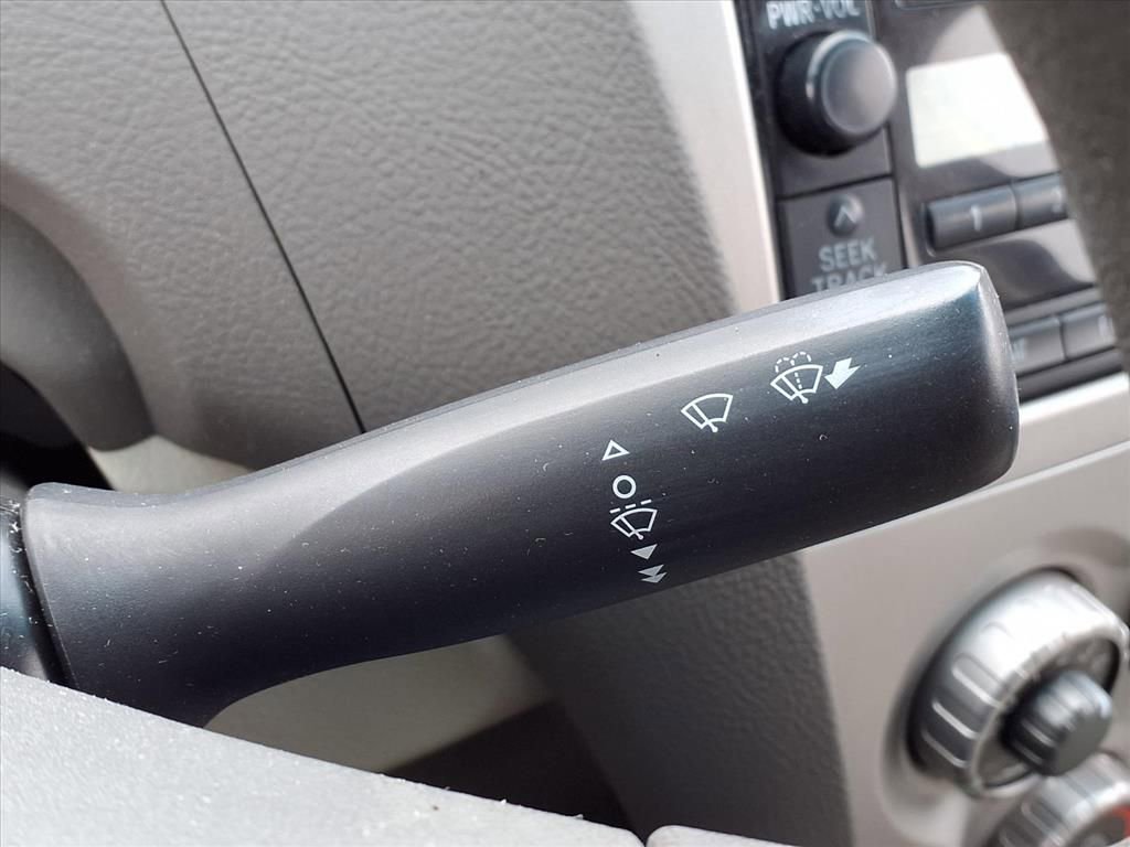 Thumbnail: 2009 Toyota Yaris - 19