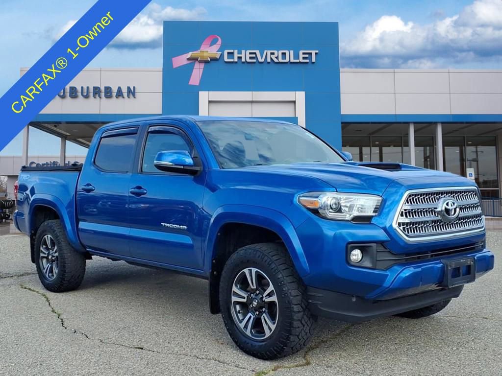 2017 Toyota Tacoma SR5 photo 3