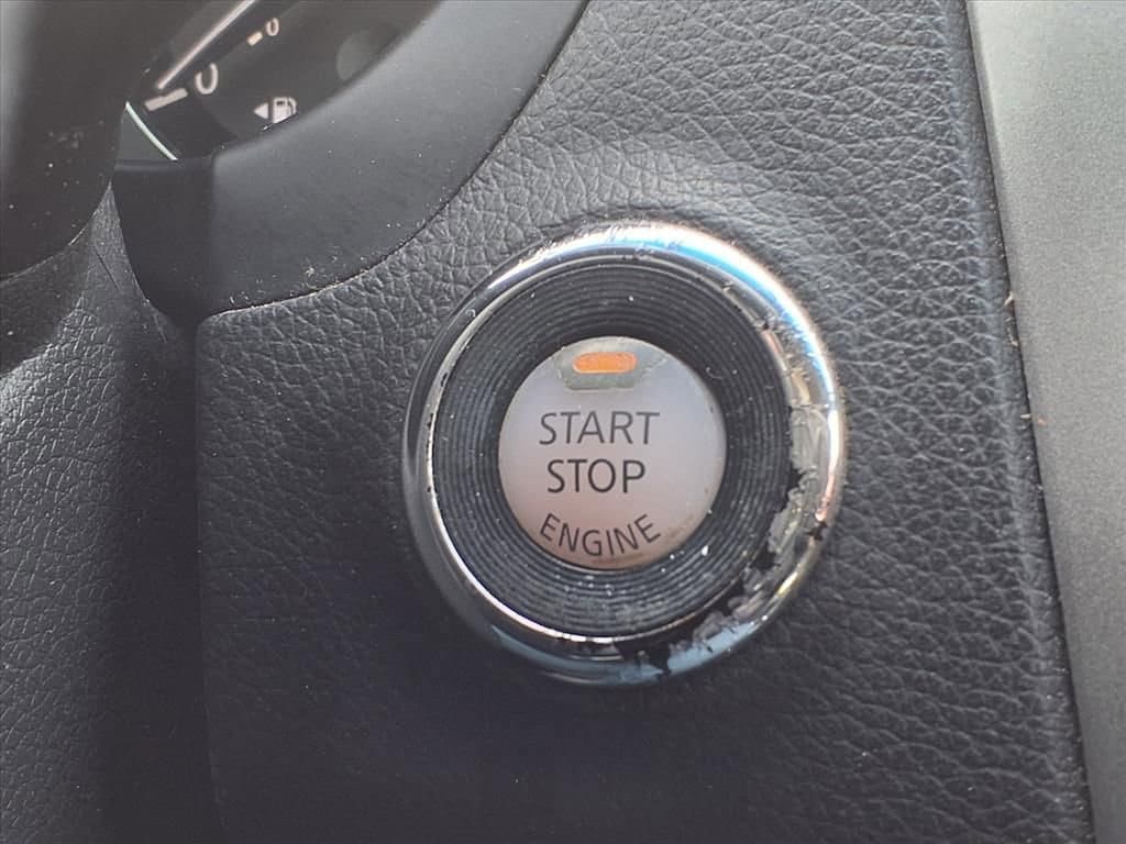 Thumbnail: 2015 Nissan Altima - 27