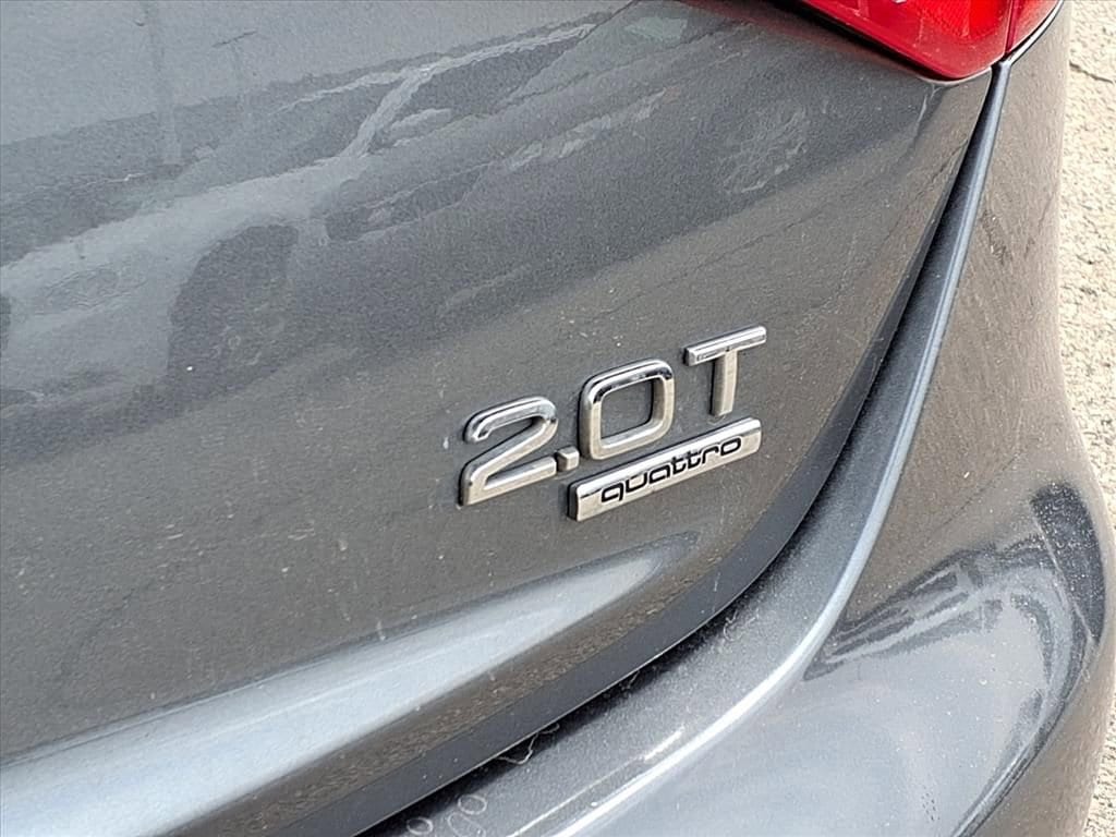 Thumbnail: 2012 Audi A4 - 8