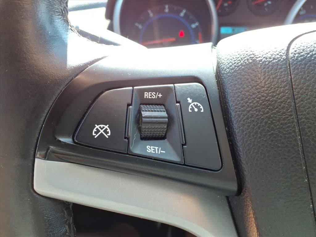 Thumbnail: 2014 Chevrolet Cruze - 26