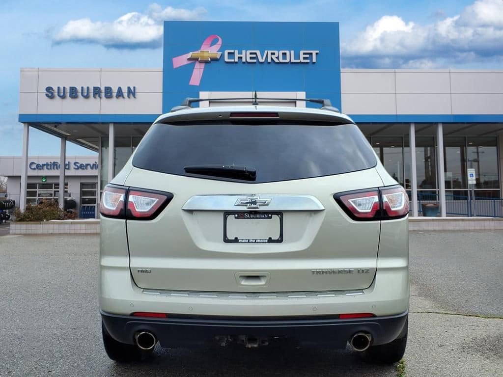 Thumbnail: 2014 Chevrolet Traverse - 5