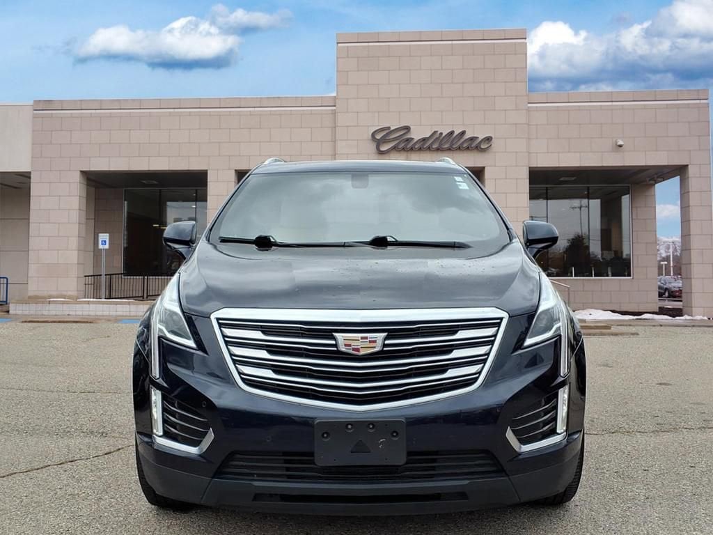 Thumbnail: 2017 Cadillac XT5 - 2