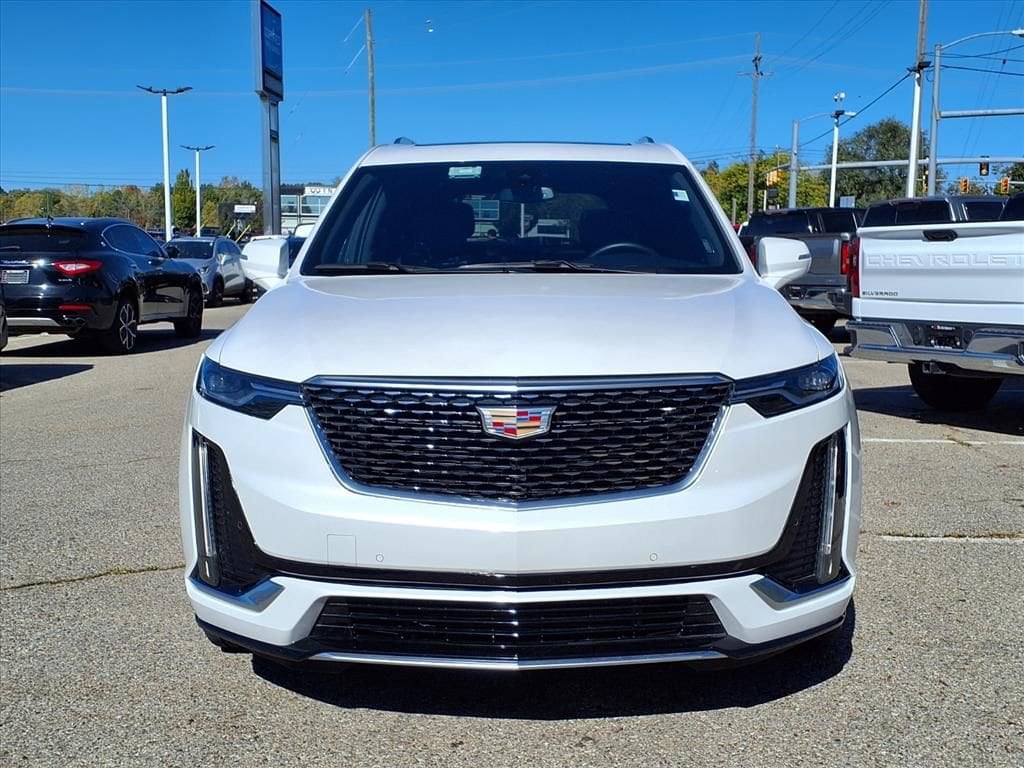 Thumbnail: 2025 Cadillac XT6 - 2