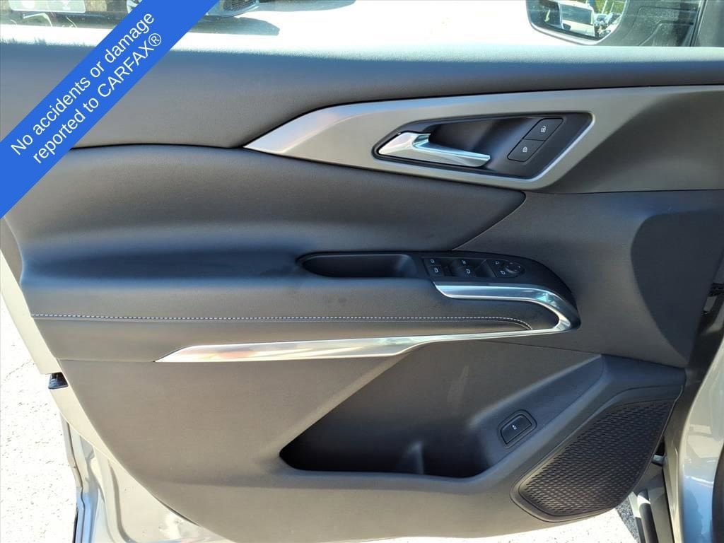 Thumbnail: 2025 Chevrolet Traverse - 14