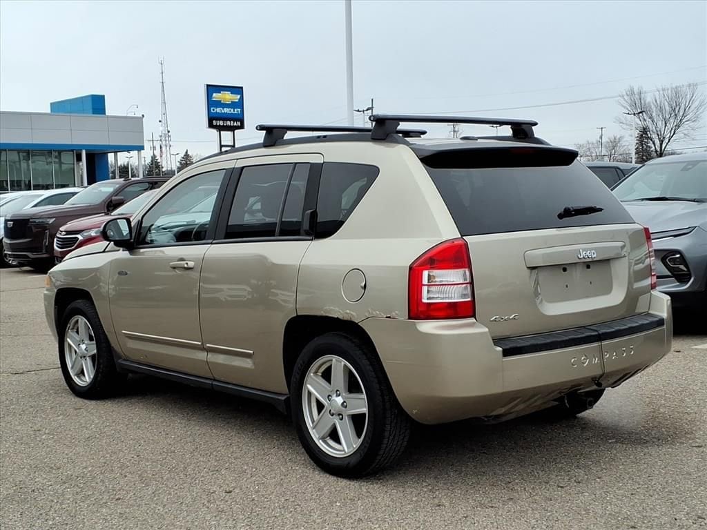 Thumbnail: 2010 Jeep Compass - 7