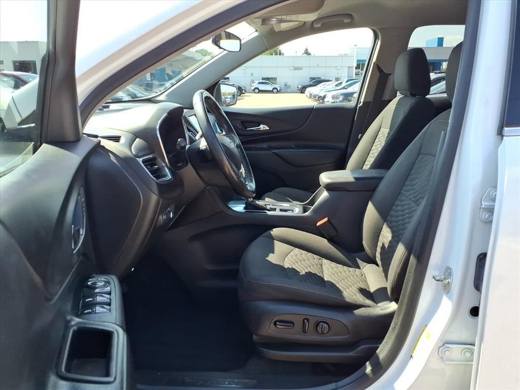 Thumbnail: 2019 Chevrolet Equinox - 17