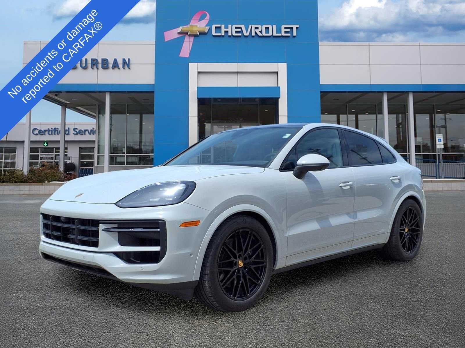 2024 Porsche Cayenne -'s photo