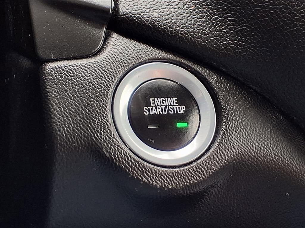 Thumbnail: 2018 Chevrolet Equinox - 25