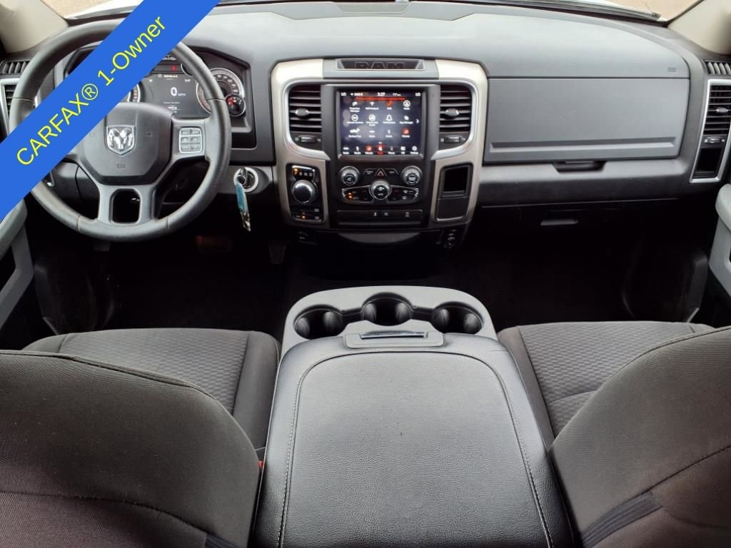 Thumbnail: 2019 RAM 1500 Classic - 14
