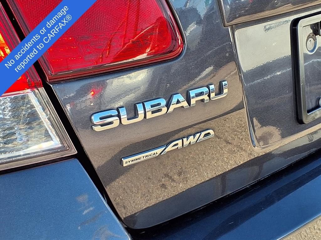 Thumbnail: 2010 Subaru Legacy - 10