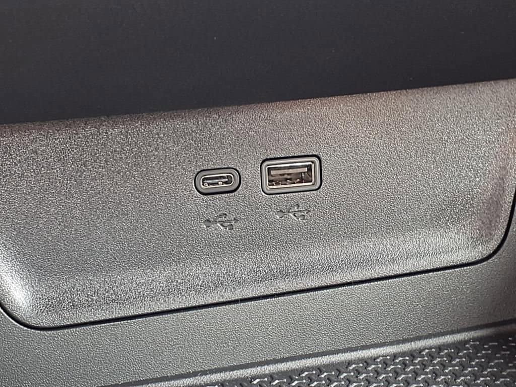 Thumbnail: 2026 Chevrolet Equinox - 17