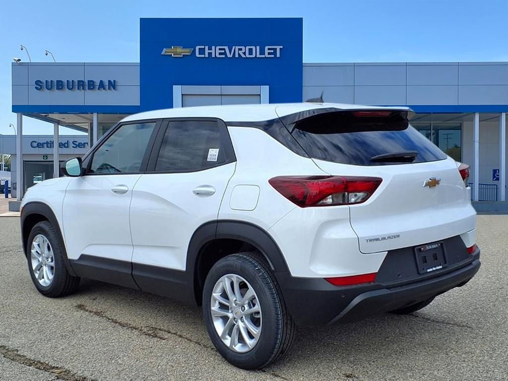 Thumbnail: 2026 Chevrolet TrailBlazer - 6