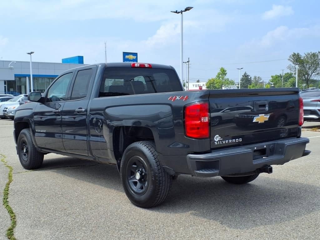 Thumbnail: 2018 Chevrolet Silverado 1500 - 7