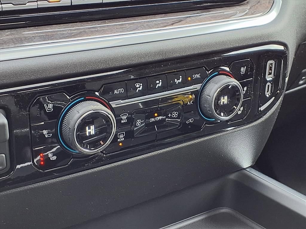 Thumbnail: 2026 Chevrolet Silverado 2500 - 19