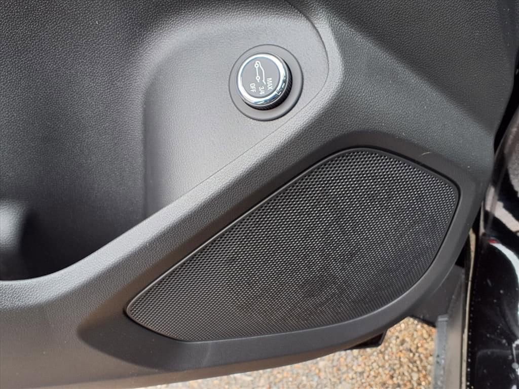 Thumbnail: 2026 Chevrolet TrailBlazer - 12