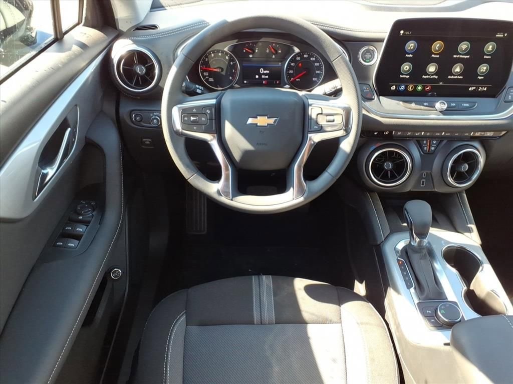 Thumbnail: 2025 Chevrolet Blazer - 11
