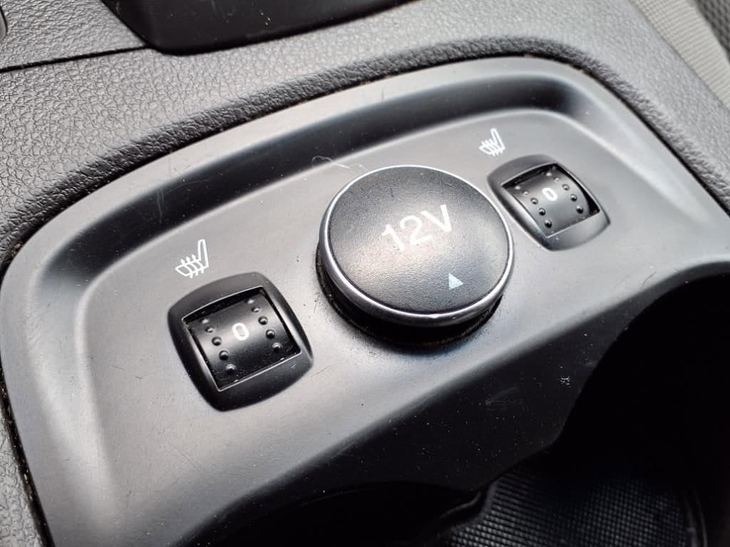Thumbnail: 2013 Ford Focus - 24
