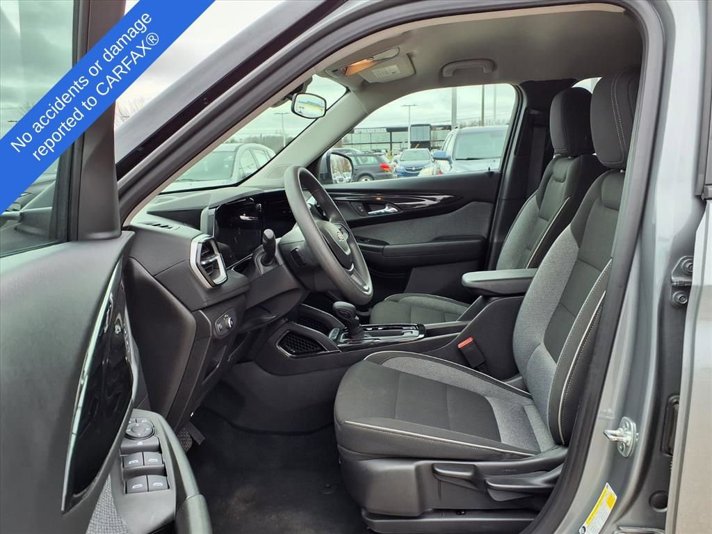 Thumbnail: 2025 Chevrolet TrailBlazer - 19