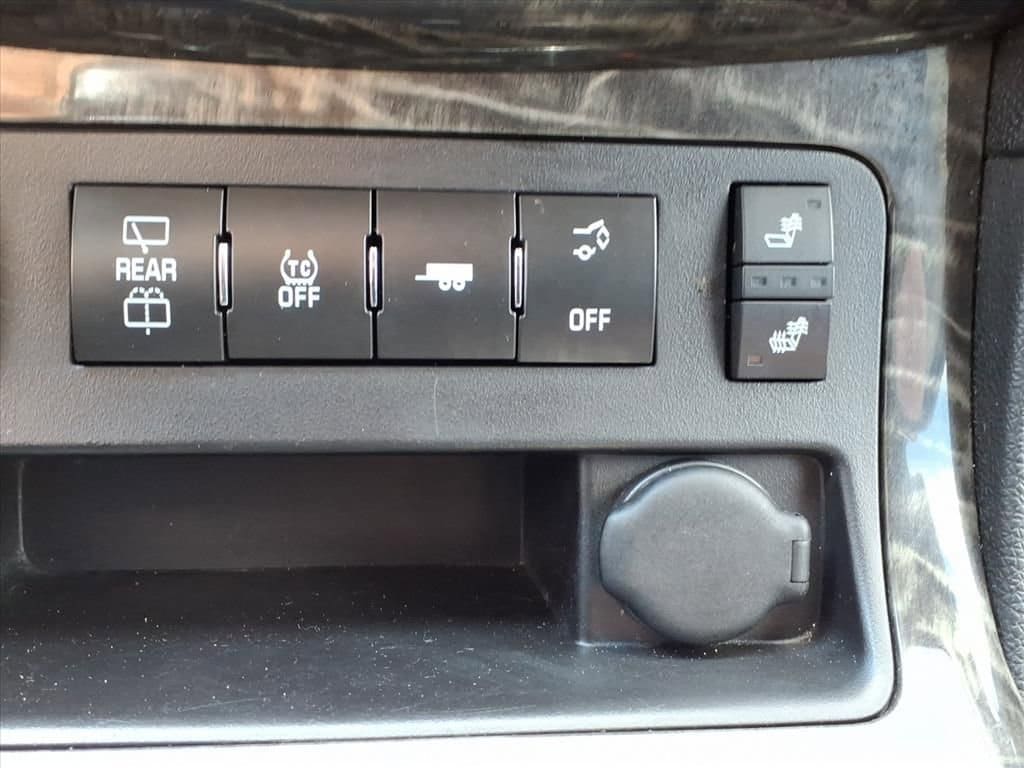 Thumbnail: 2013 Buick Enclave - 25
