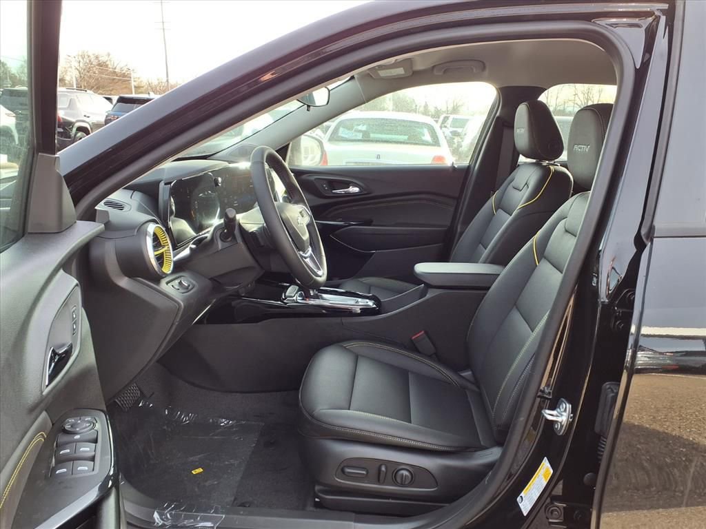 Thumbnail: 2026 Chevrolet Trax - 14