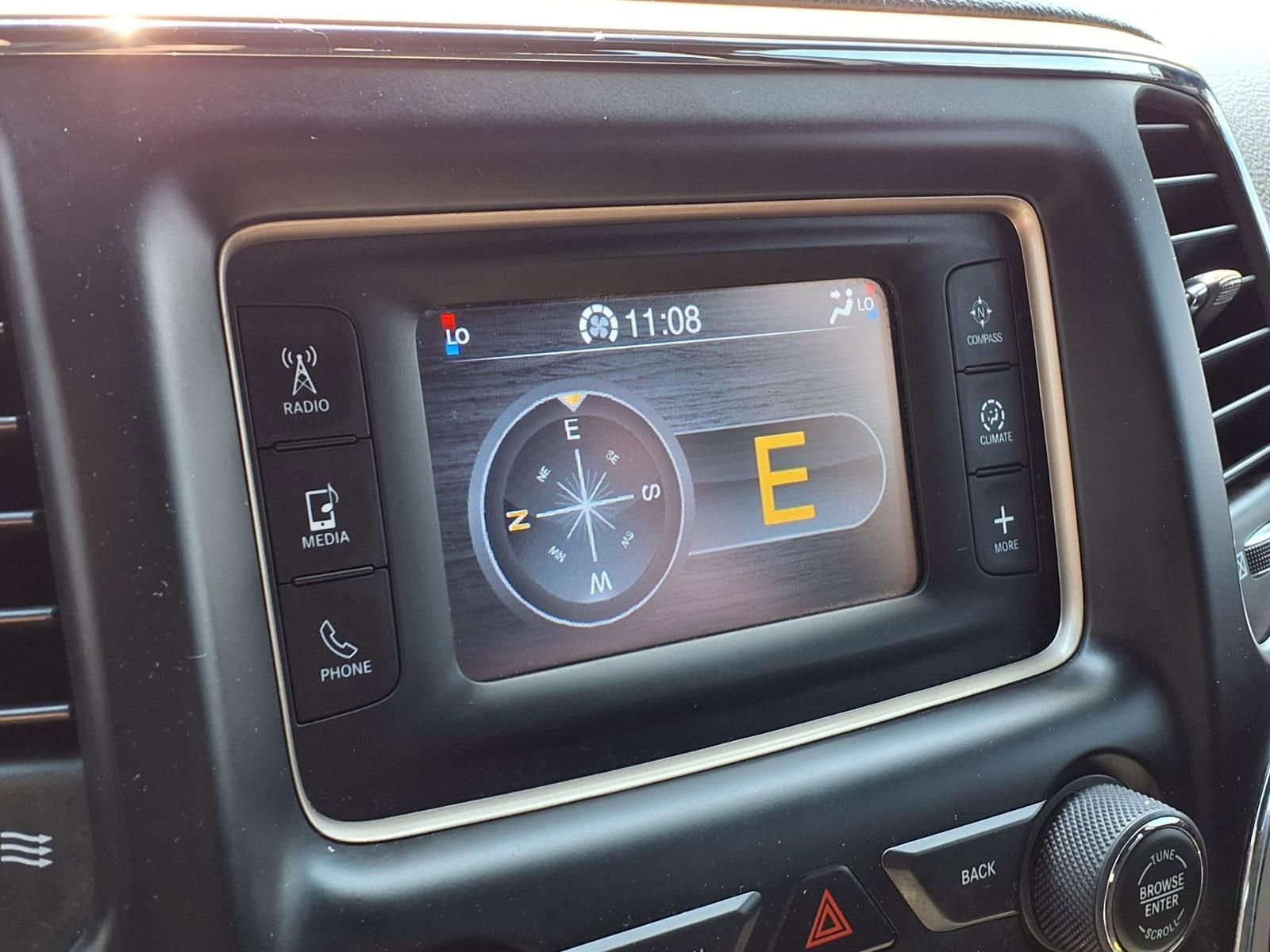 Thumbnail: 2014 Jeep Grand Cherokee - 21