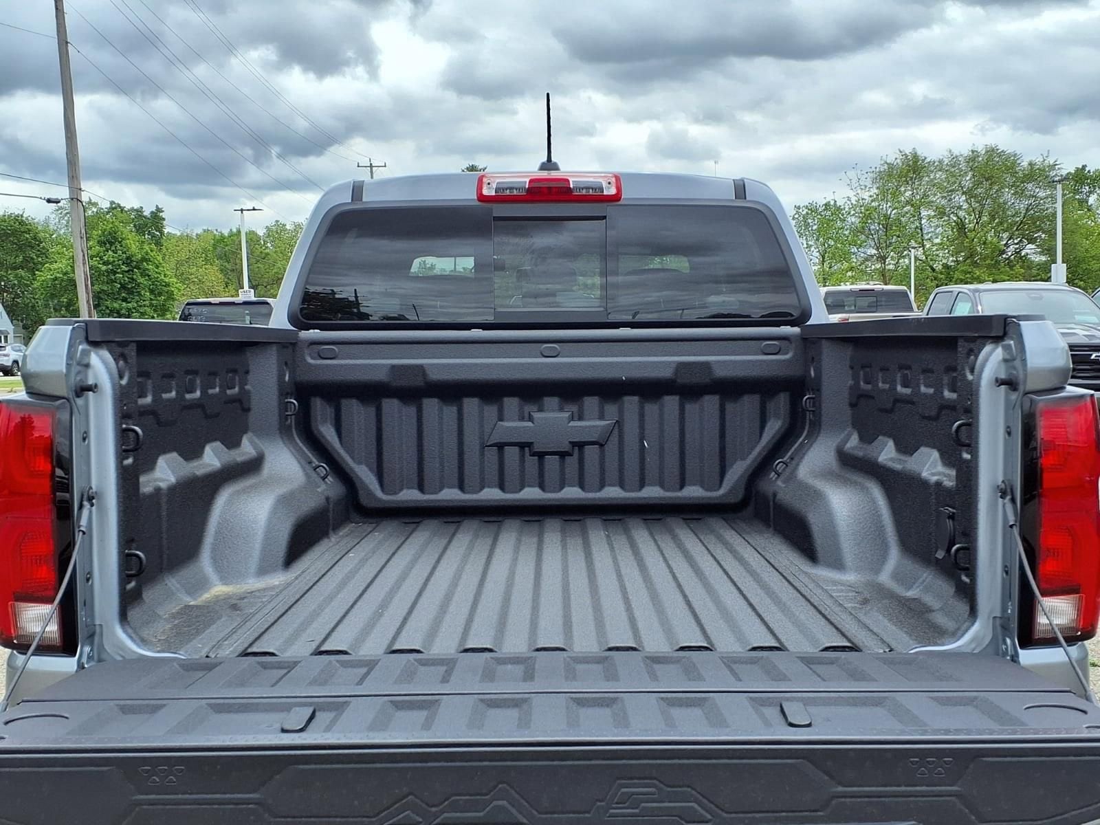 Thumbnail: 2026 Chevrolet Colorado - 8