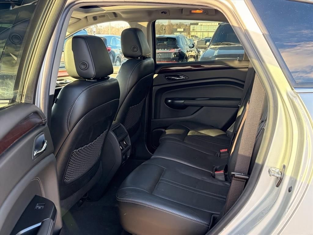 Thumbnail: 2015 Cadillac SRX - 10