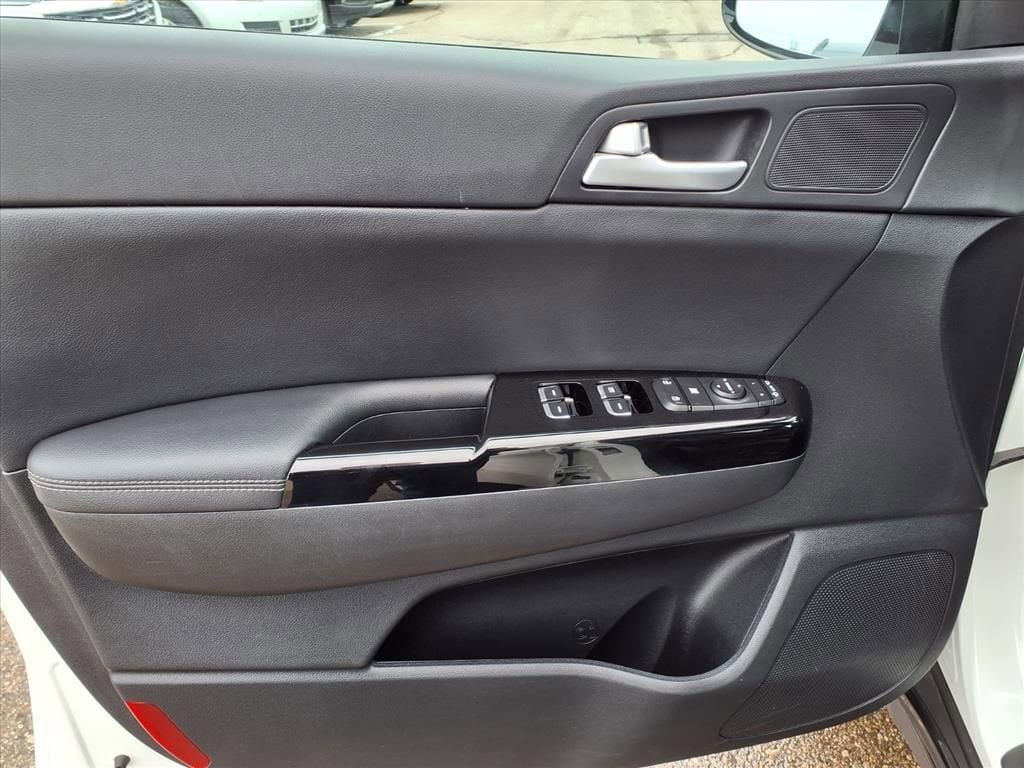 Thumbnail: 2022 Kia Sportage - 14