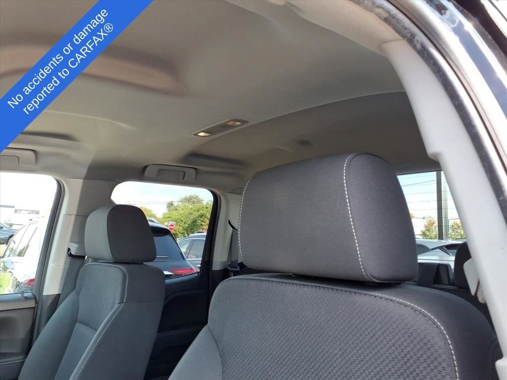Thumbnail: 2018 Chevrolet Silverado 1500 - 19