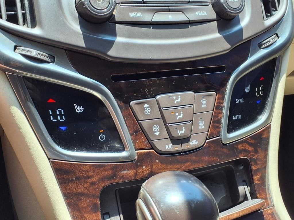 Thumbnail: 2014 Buick LaCrosse - 28
