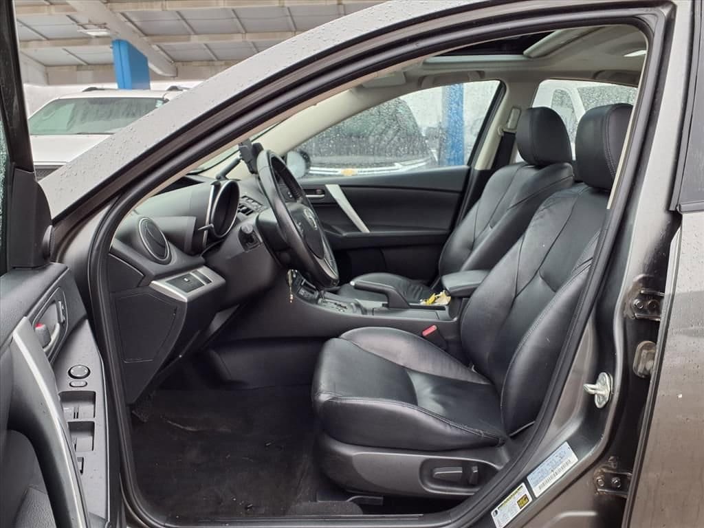 Thumbnail: 2012 Mazda Mazda3 - 15