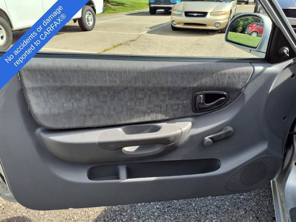Thumbnail: 2005 Hyundai Accent - 12
