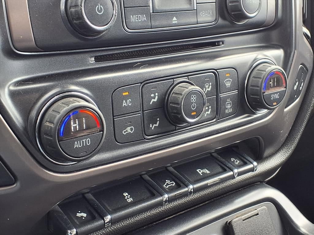 Thumbnail: 2015 GMC Sierra 1500 - 23