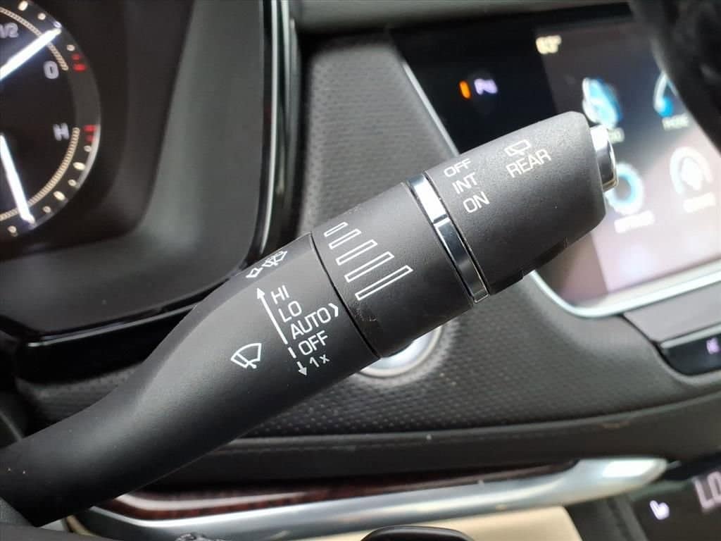 Thumbnail: 2017 Cadillac XT5 - 20