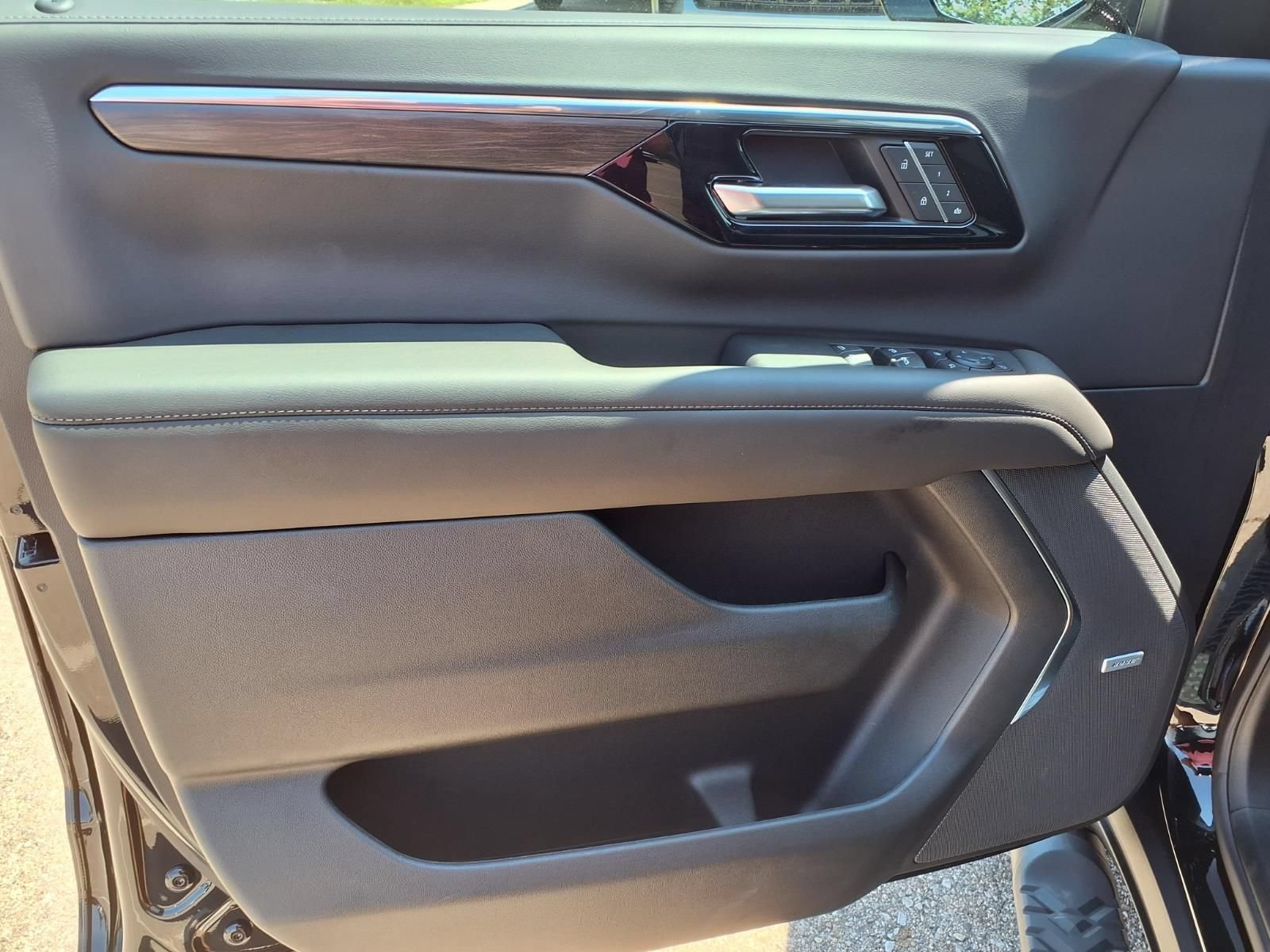 Thumbnail: 2026 Chevrolet Tahoe - 12