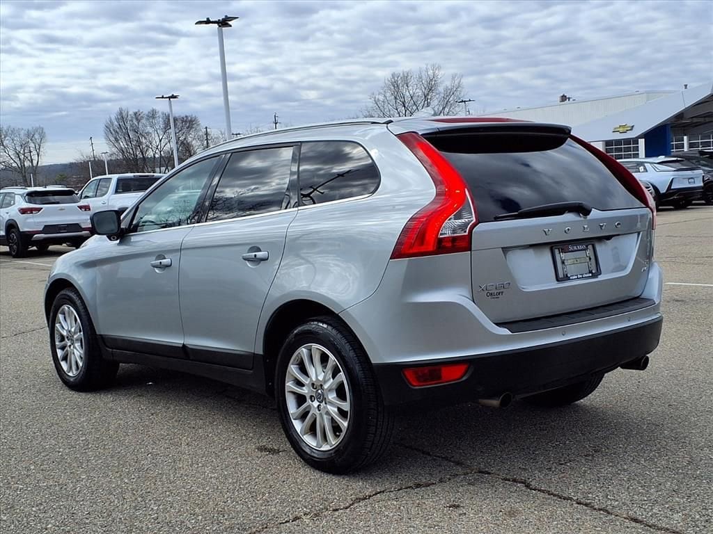 Thumbnail: 2010 Volvo XC60 - 7