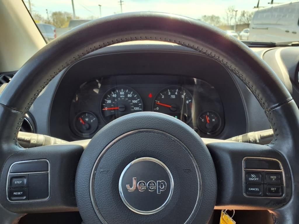 2012 Jeep Compass Latitude 19