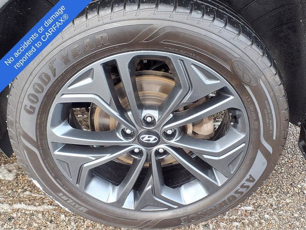 Thumbnail: 2020 Hyundai Santa Fe - 9