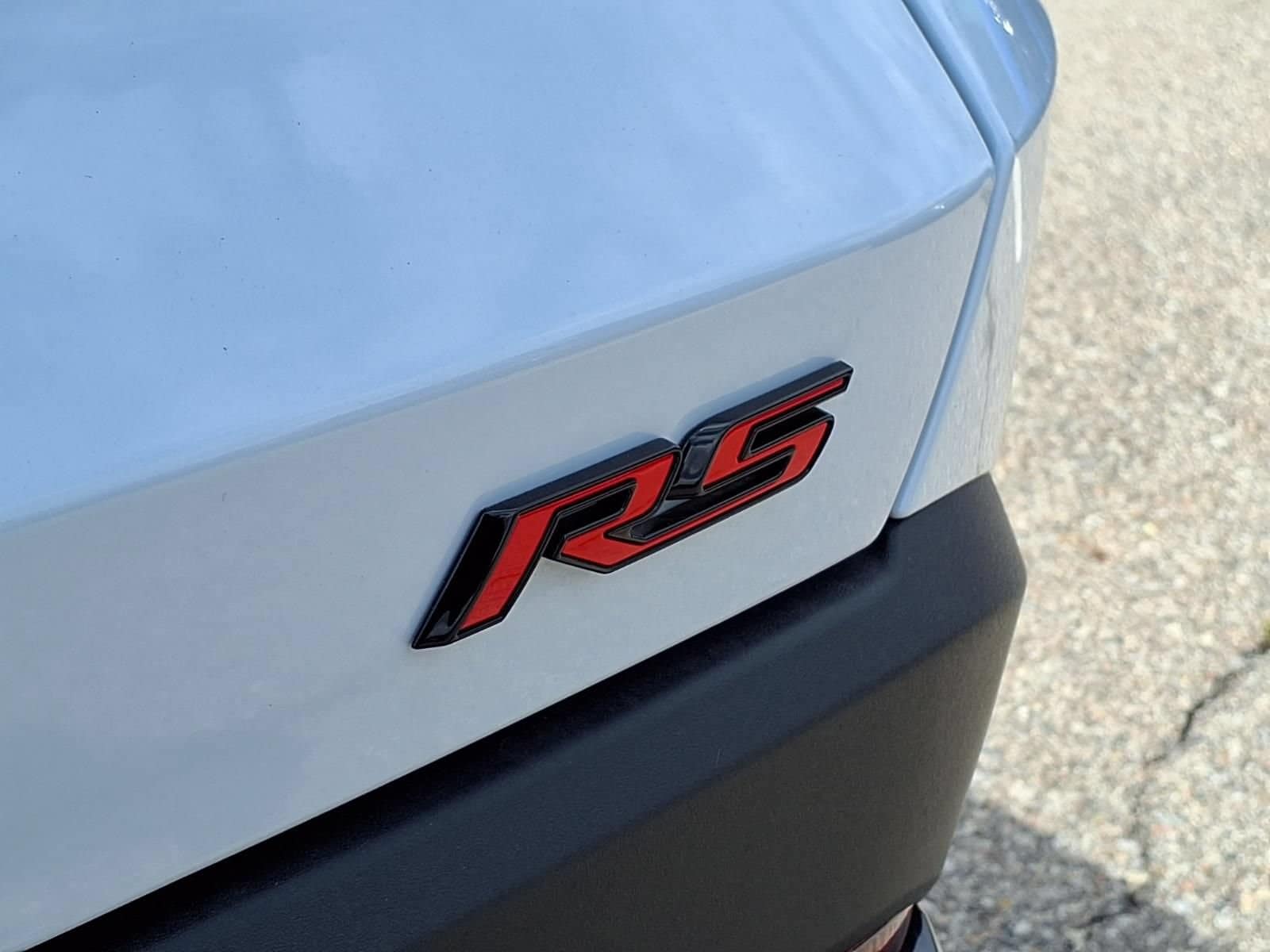 2027 Chevrolet Equinox RS - Photo 8