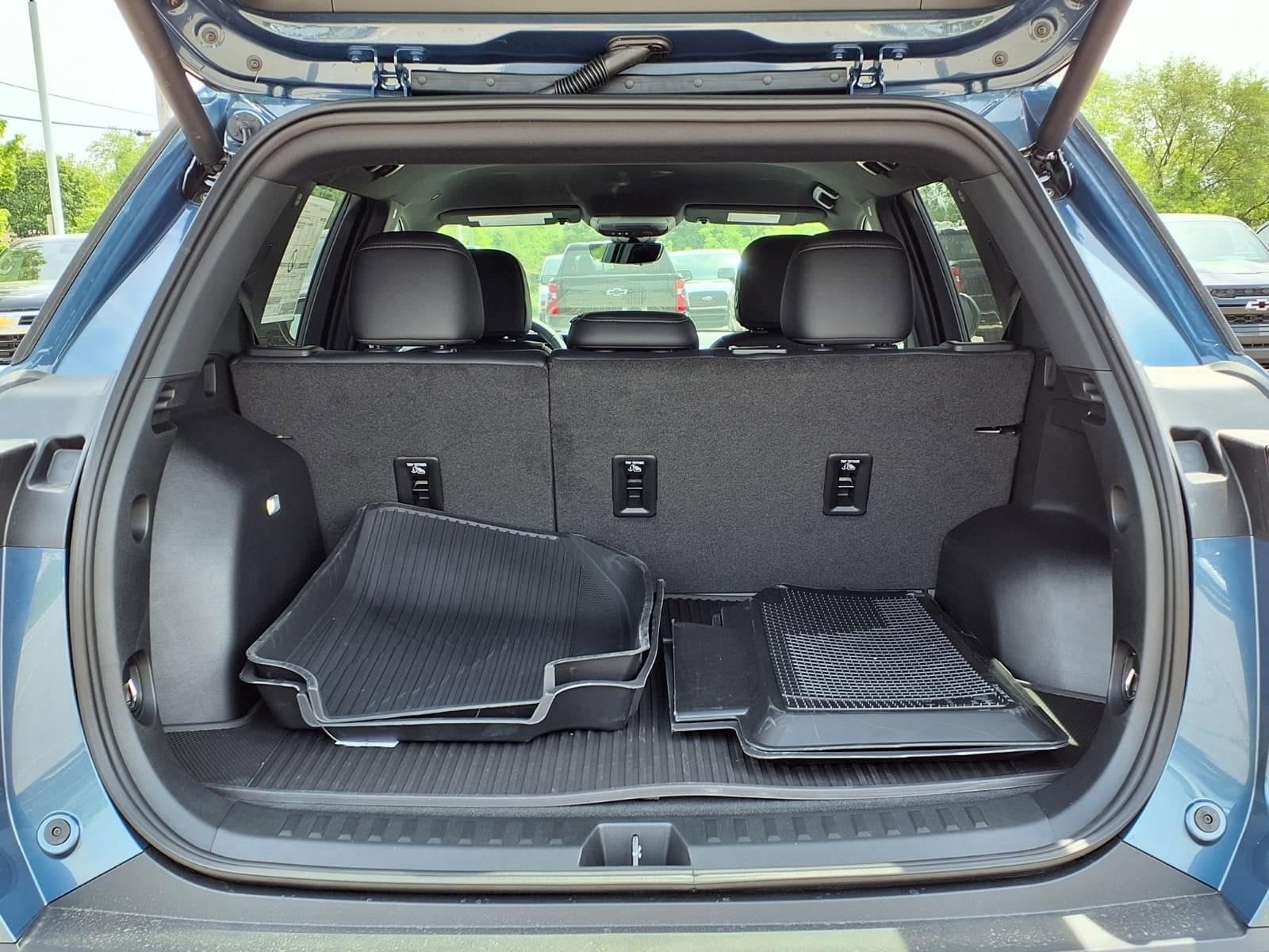 Thumbnail: 2026 Chevrolet Equinox - 9