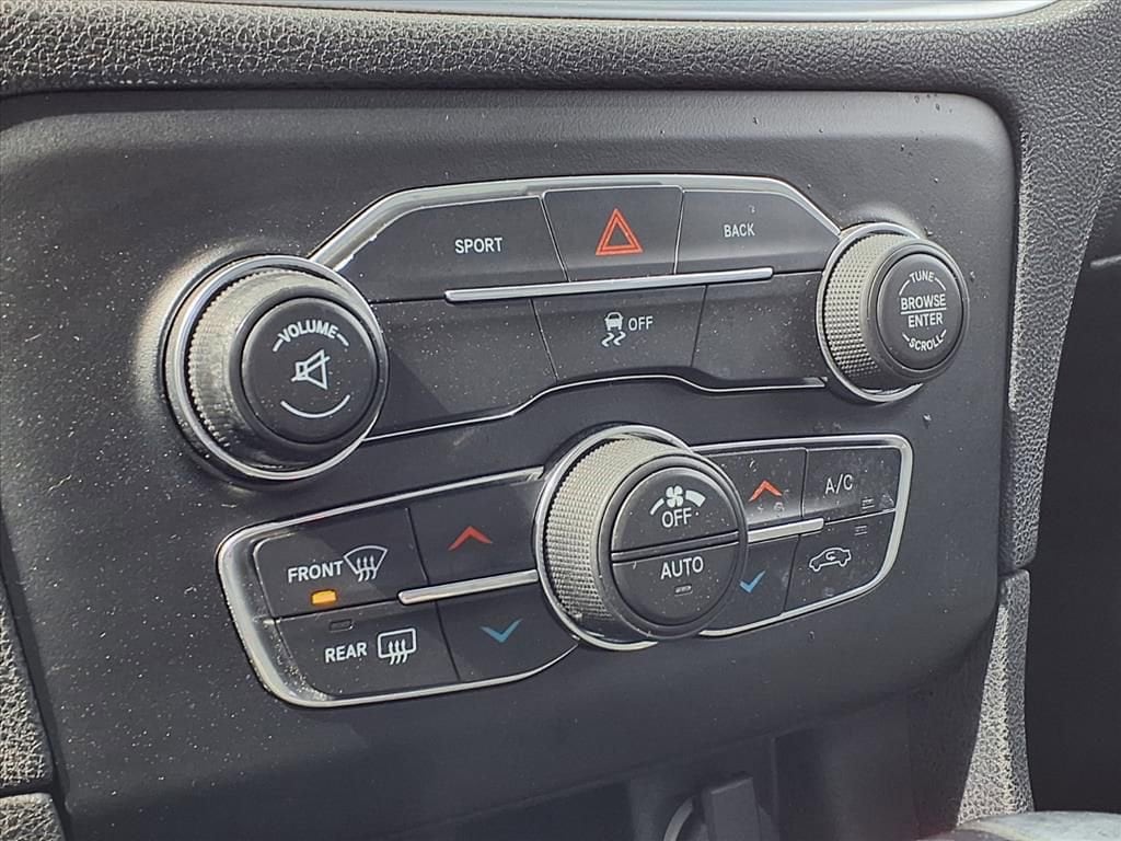 Thumbnail: 2016 Dodge Charger - 20