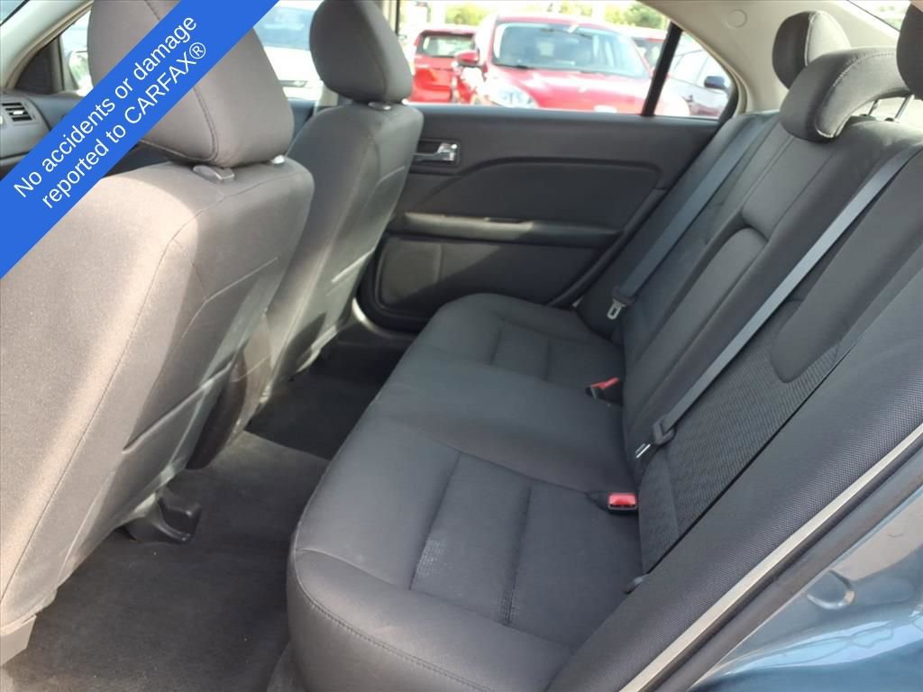 Thumbnail: 2011 Ford Fusion - 10