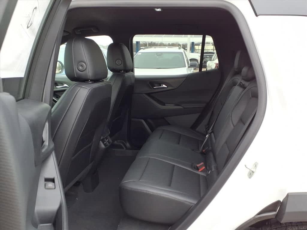 Thumbnail: 2026 Chevrolet Equinox - 9