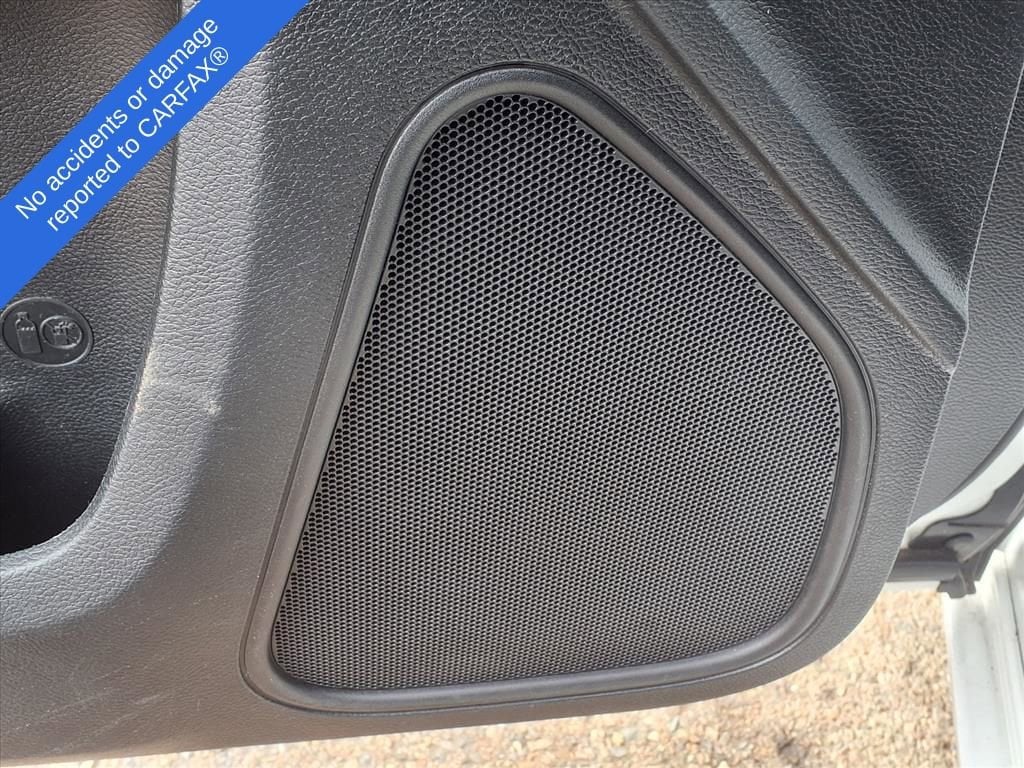 Thumbnail: 2017 Chrysler 300 - 15