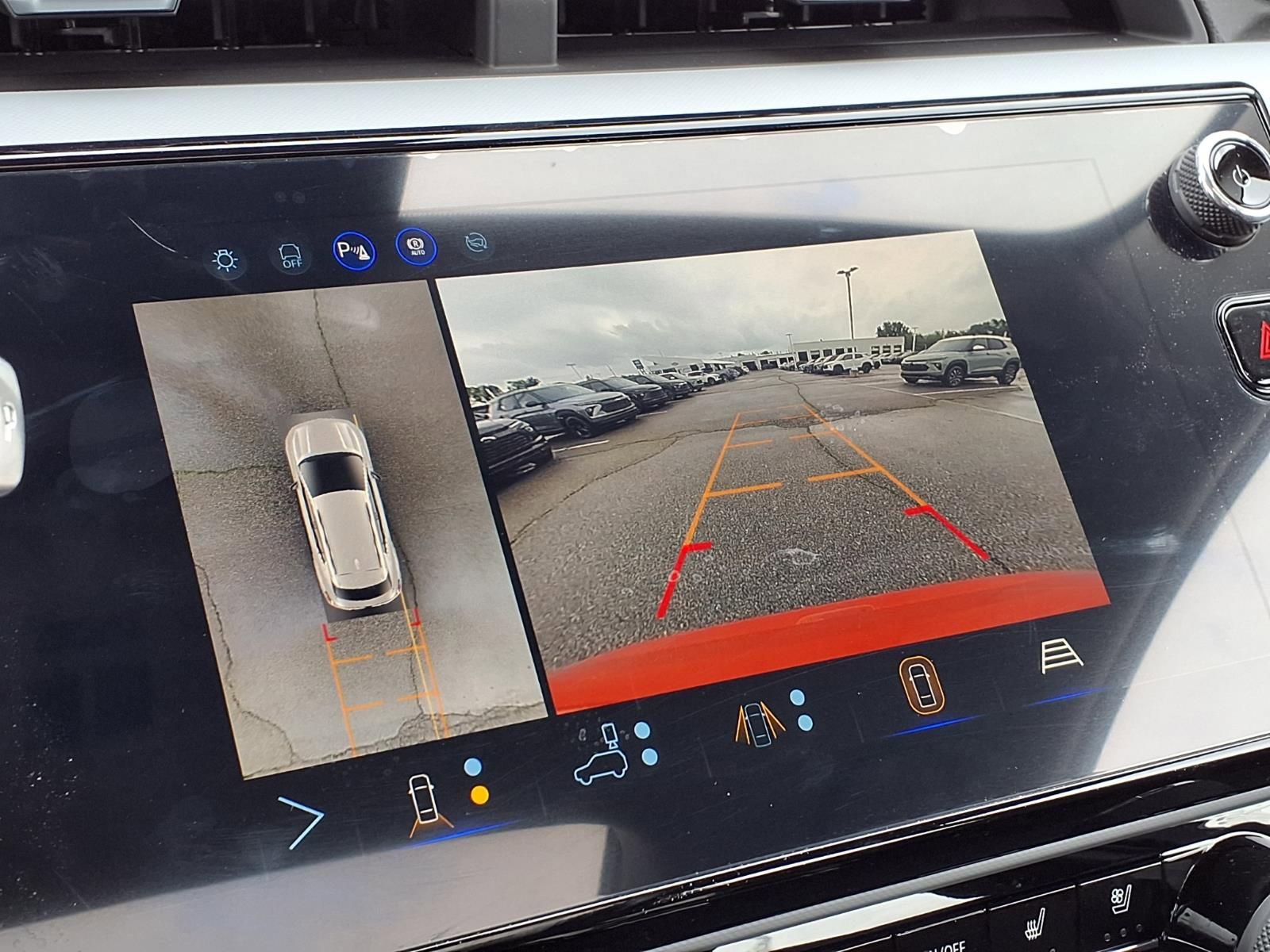 2027 Chevrolet Bolt RS - Photo 20