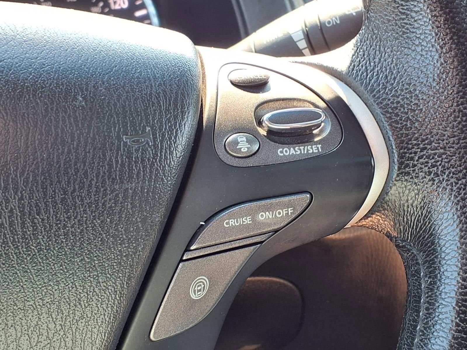 Thumbnail: 2013 INFINITI JX35 - 27